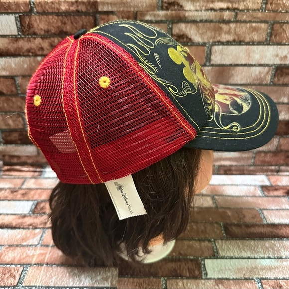 Walt Disney World Mickey Mouse Rock Legend Black and Red Graphic Cap - Picture 3 of 9